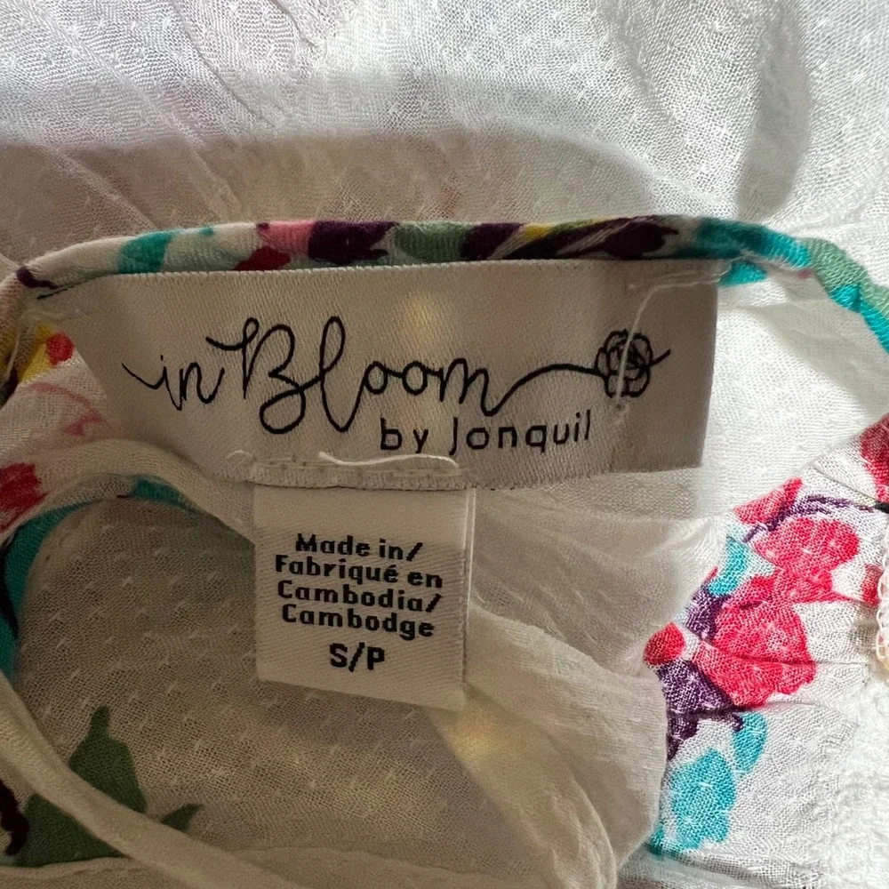 In Bloom by Jonquil Floral Robe and Chemise Set White Lace Trim Small KOK110